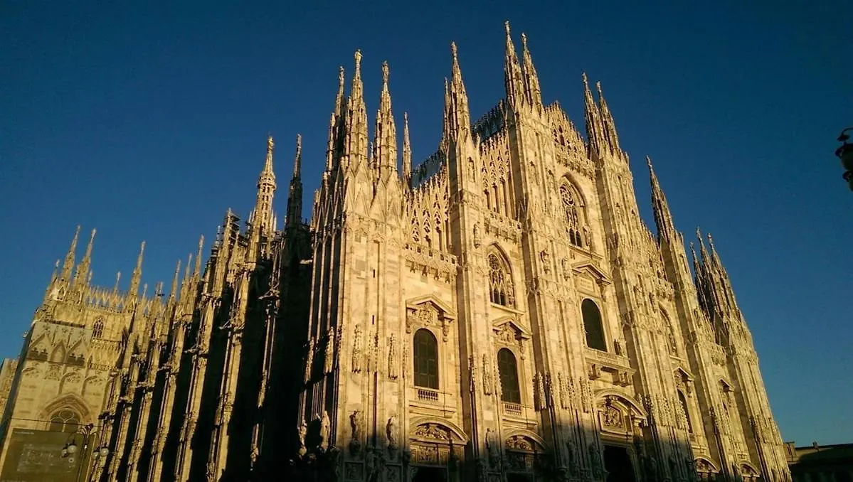Appartement 2 Min To Metro - 12 Min To Central Station And Duomo - Quiet Milaan Italië