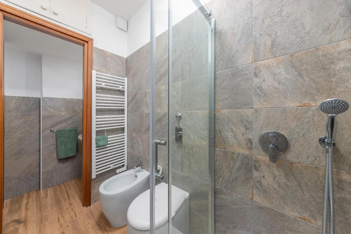 Apartment 2 Min To Metro - 12 Min To Central Station And Duomo - Quiet Milan